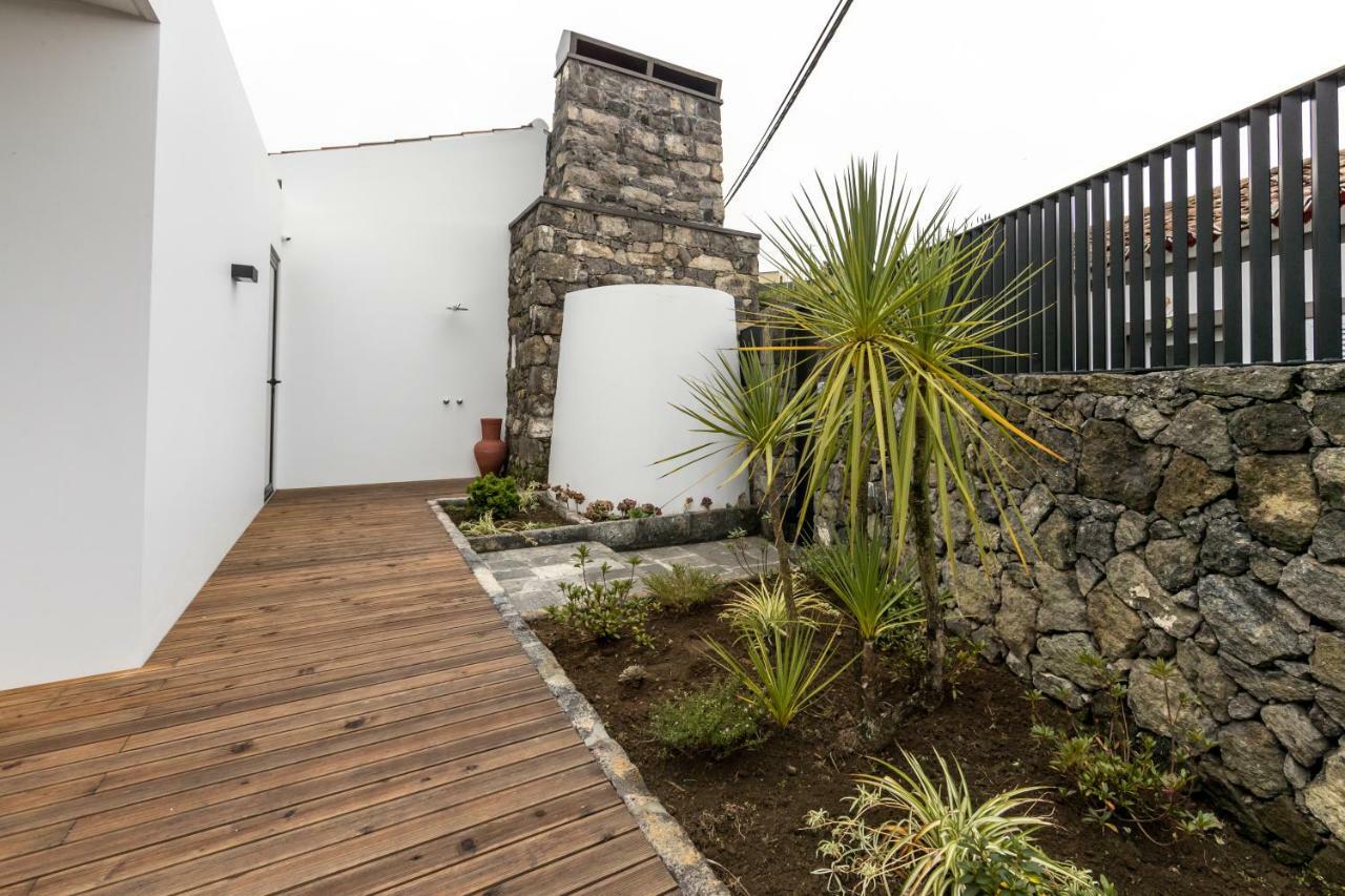 Azaleas Guest House Ribeira Cha Esterno foto